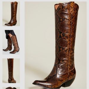 Calvera Tall Western Boots
Jeffrey Campbell
